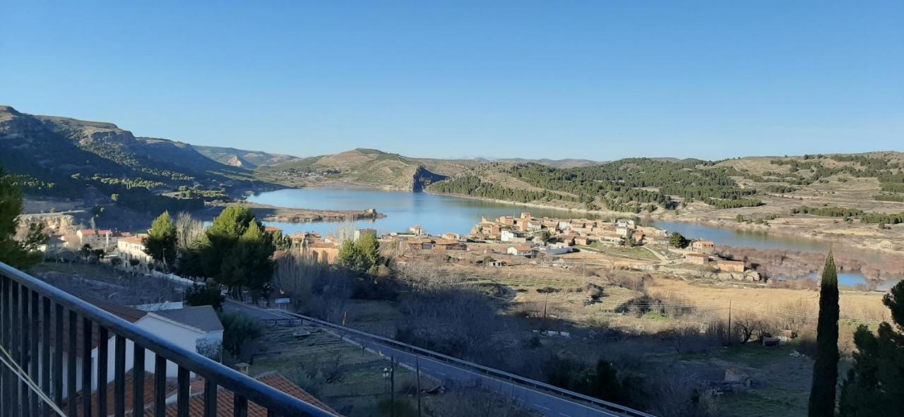Apartamentos Rurales La Posada De Donato Nuévalos Екстериор снимка