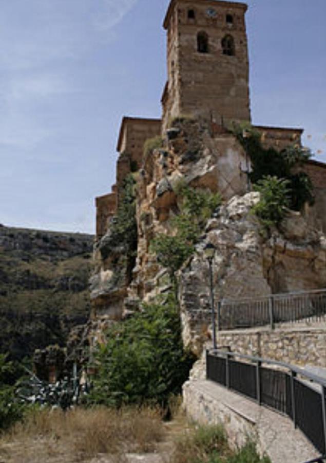 Apartamentos Rurales La Posada De Donato Nuévalos Екстериор снимка